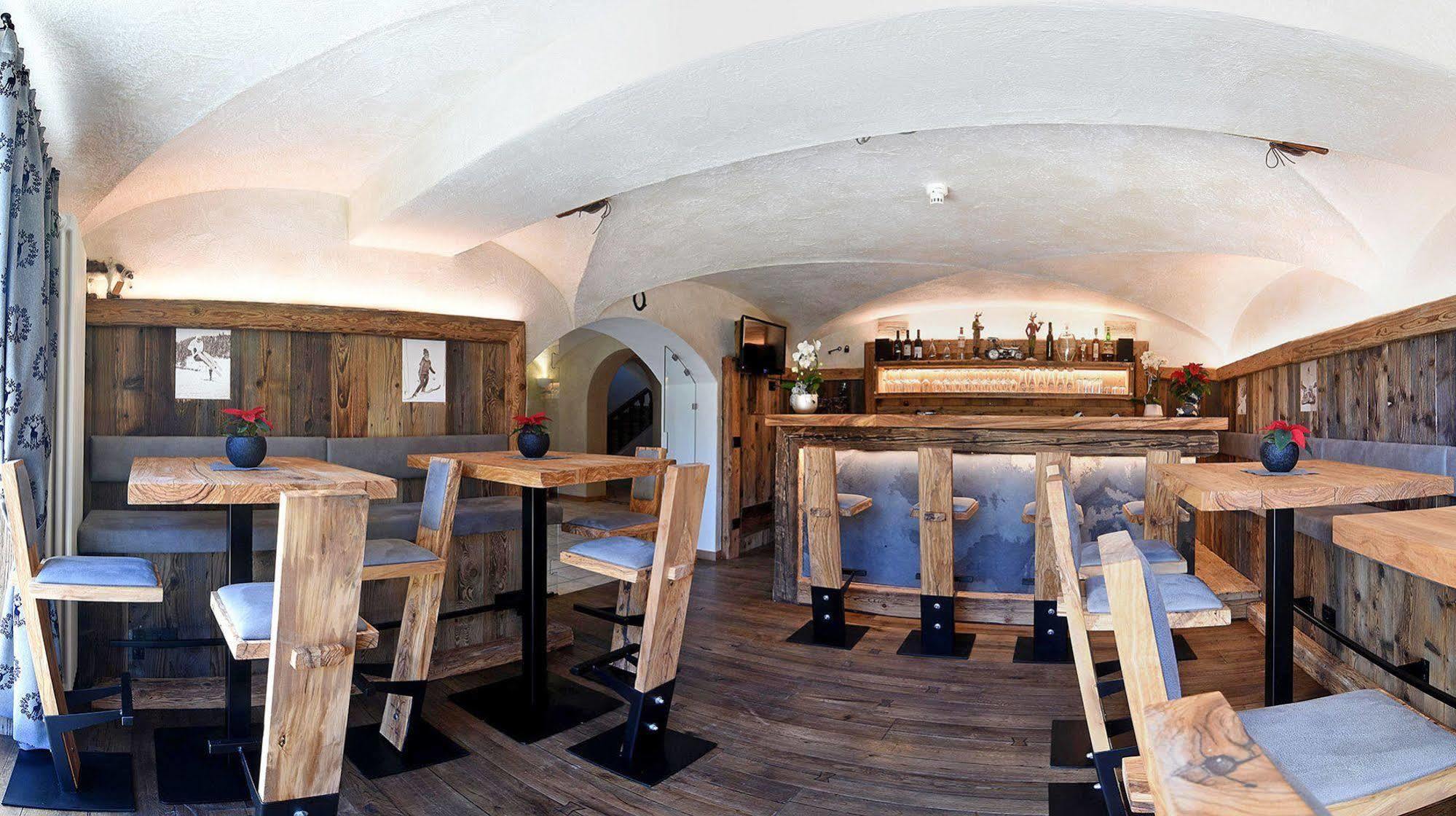 Residence Rautal B&B ***S San Vigilio Di Marebbe Eksteriør billede
