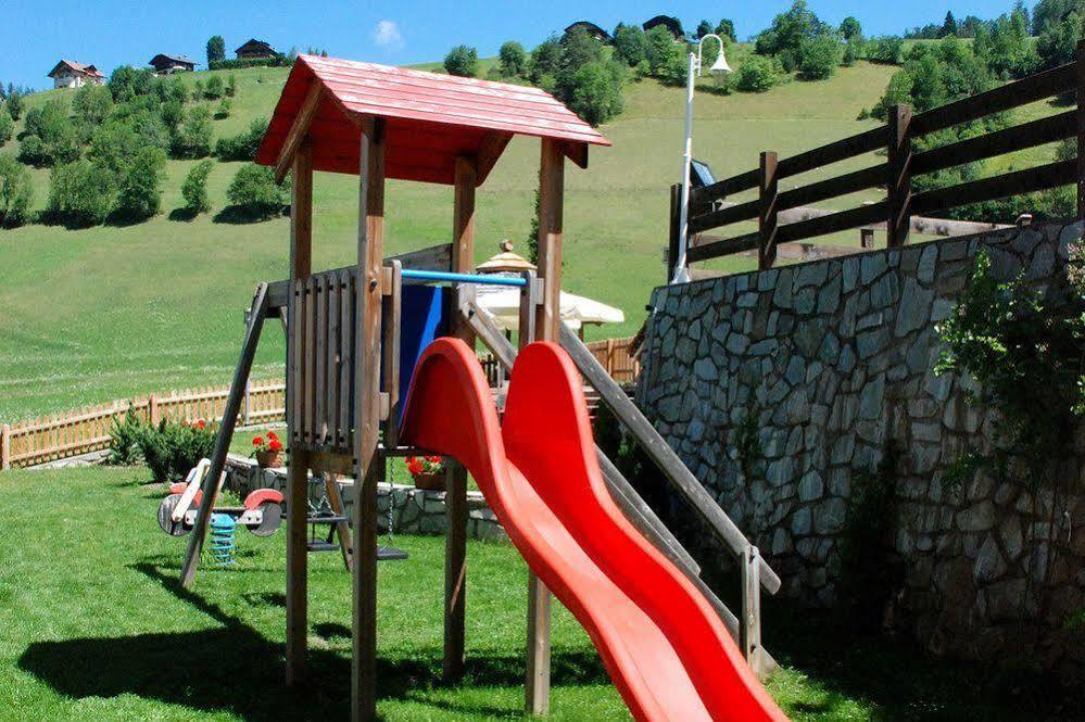 Residence Rautal B&B ***S San Vigilio Di Marebbe Eksteriør billede